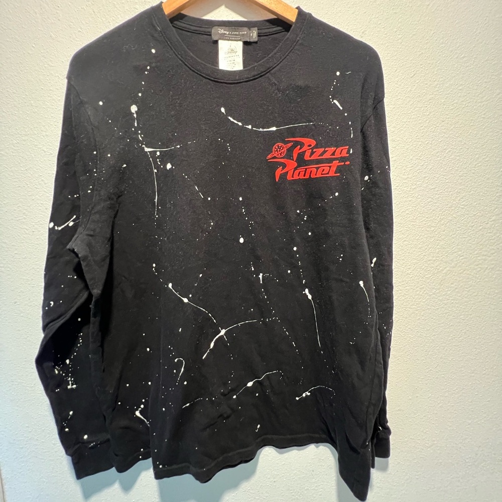 Disney x Junk Food Shirt Size XL Pizza Planet Long Sleeve Black Splatter Cotton